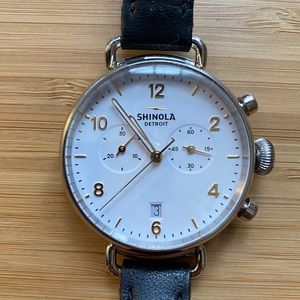 Stunning Classic Shinola watch!